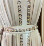 DETAIL ROBE CHAMPAGNE